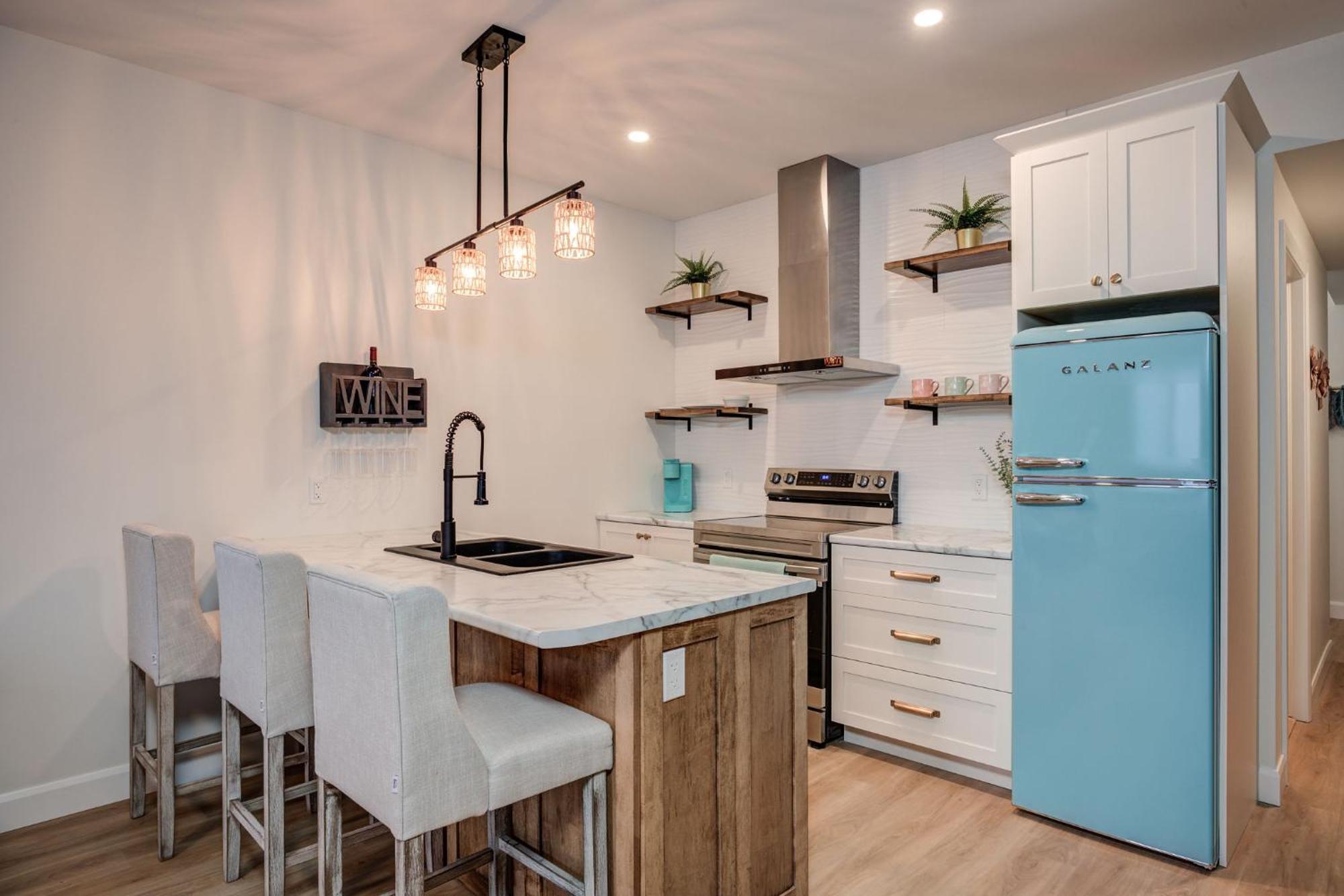 Chic Suite By Westlynn Little Current Exteriér fotografie