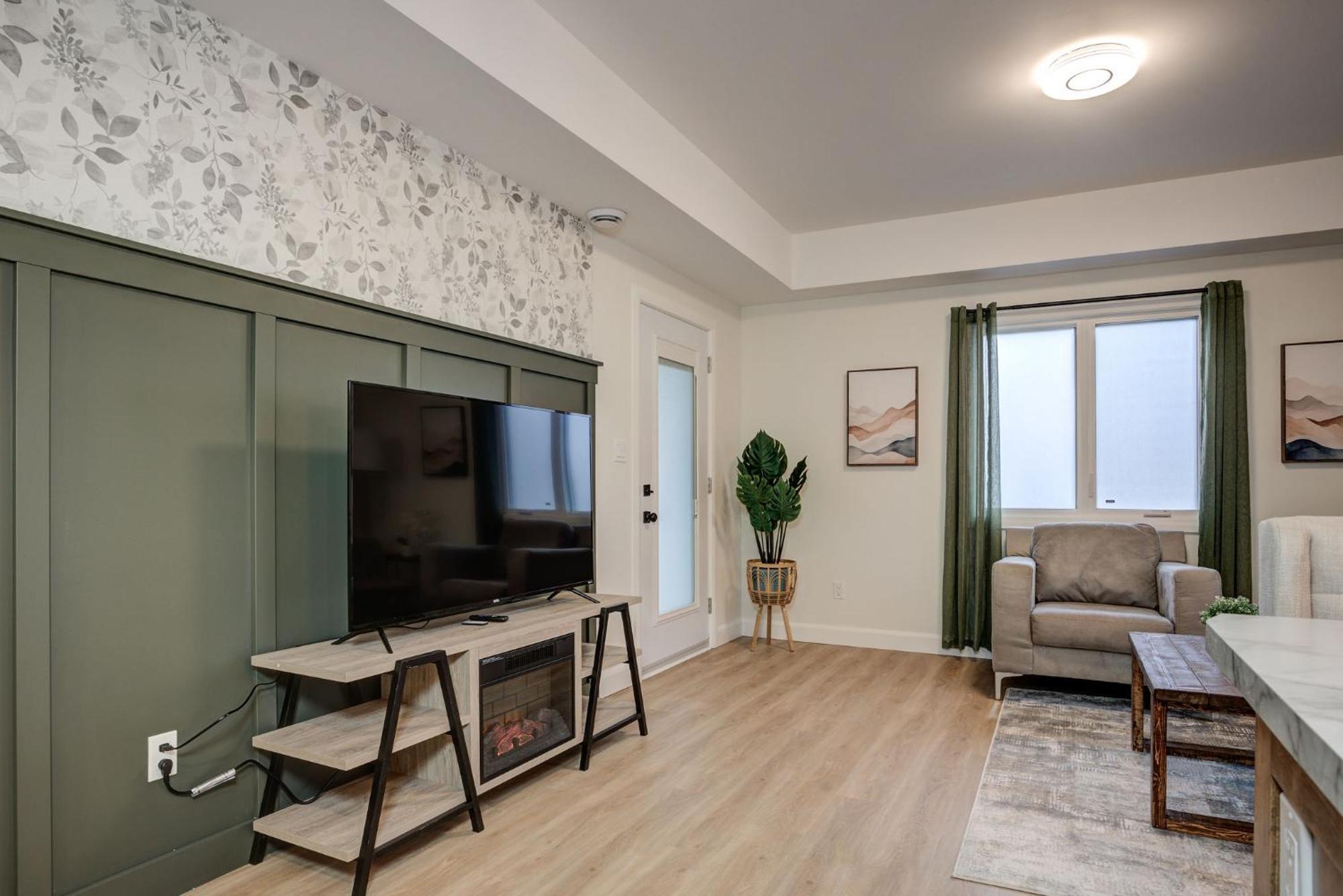 Chic Suite By Westlynn Little Current Exteriér fotografie